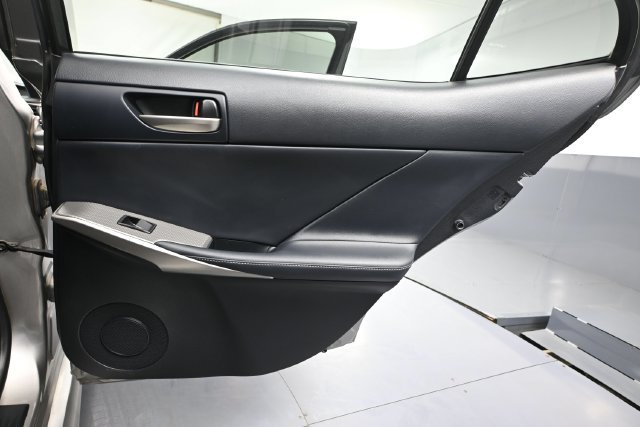 Used 2017 Lexus IS 300 F Sport AWD/4WD image 32