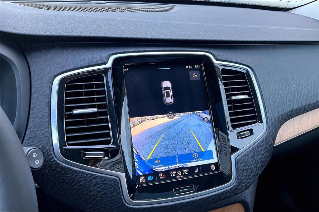 Used 2024 Volvo XC90 B6 Plus w/ Protection Package Premier image 14