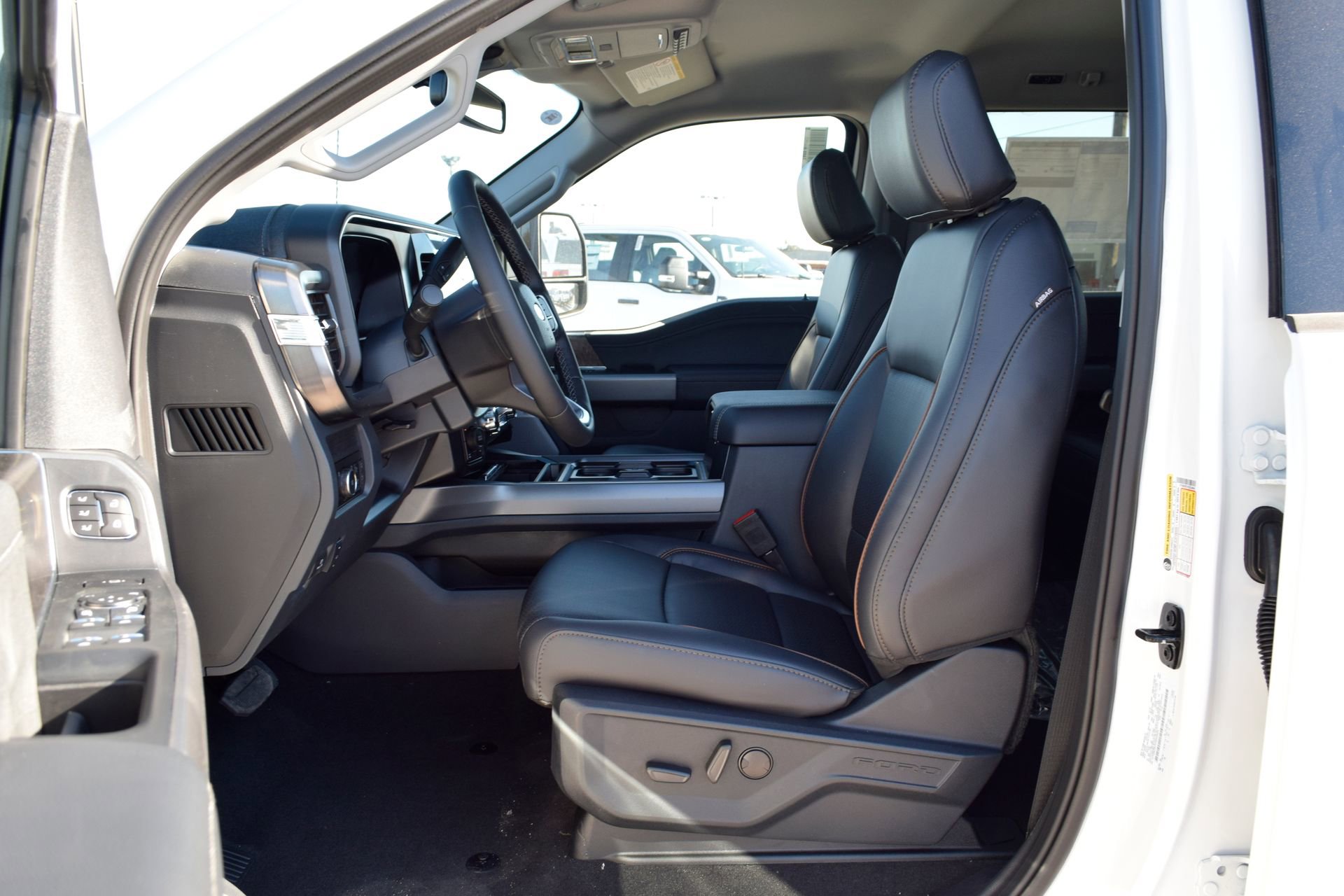 New 2026 Ford F250 Lariat w/ Lariat Premium Package image 18