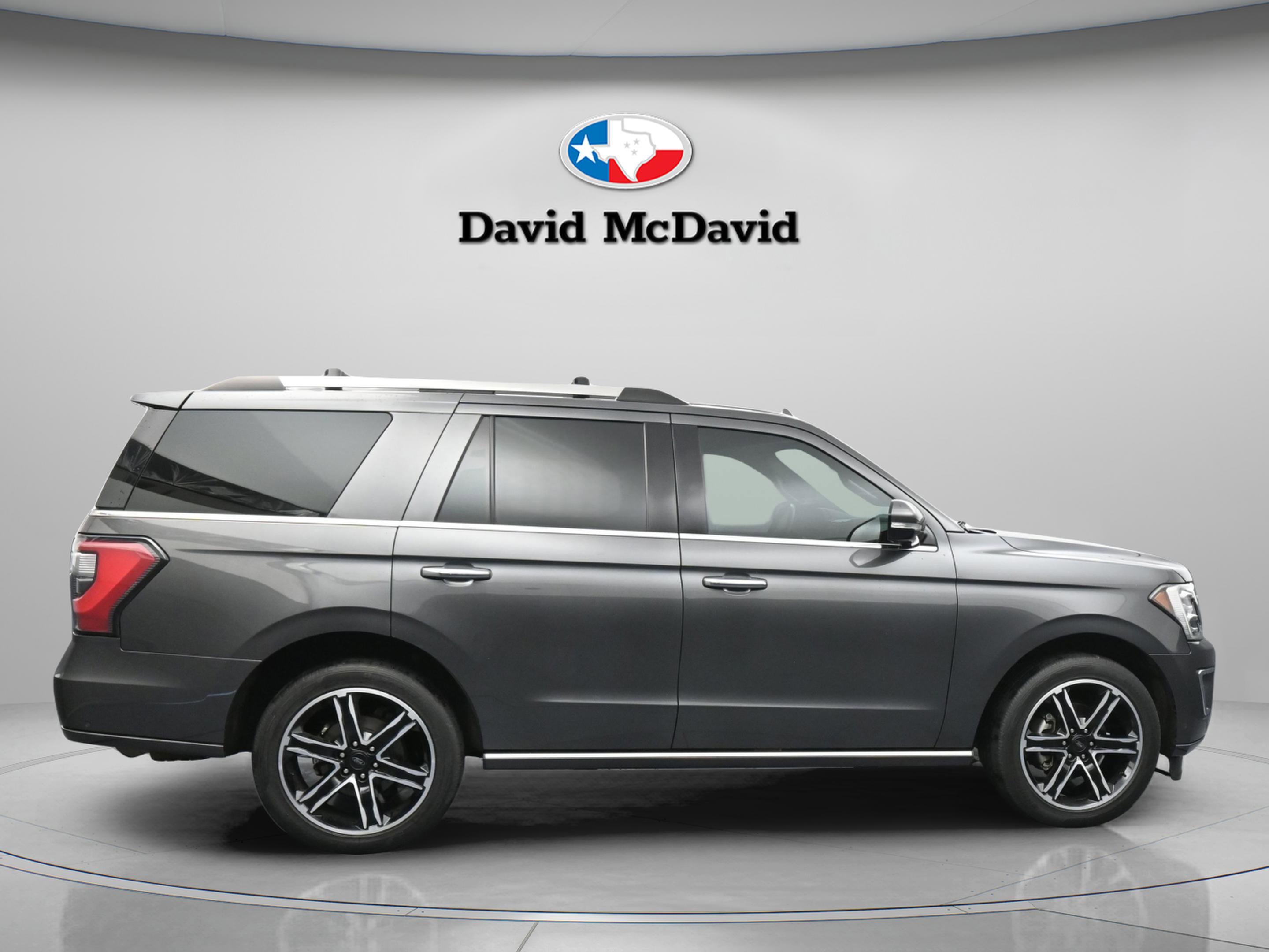 Used 2020 Ford Expedition Limited w/ Texas Edition Package RWD image 9