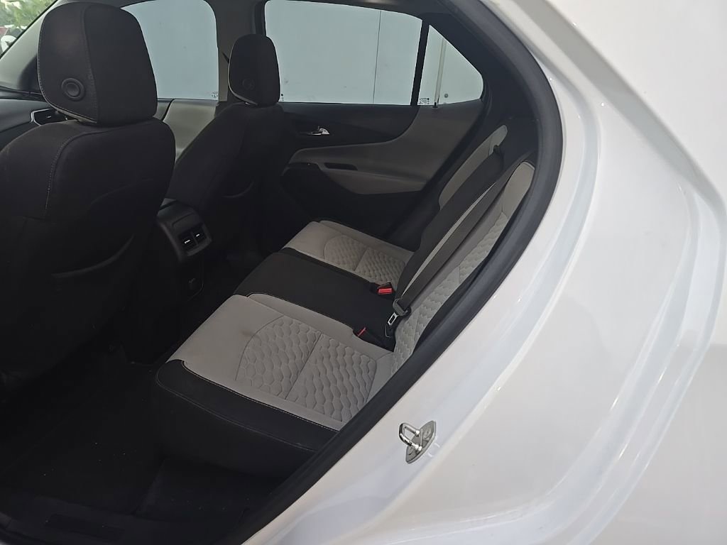 Used 2018 Chevrolet Equinox LS image 13