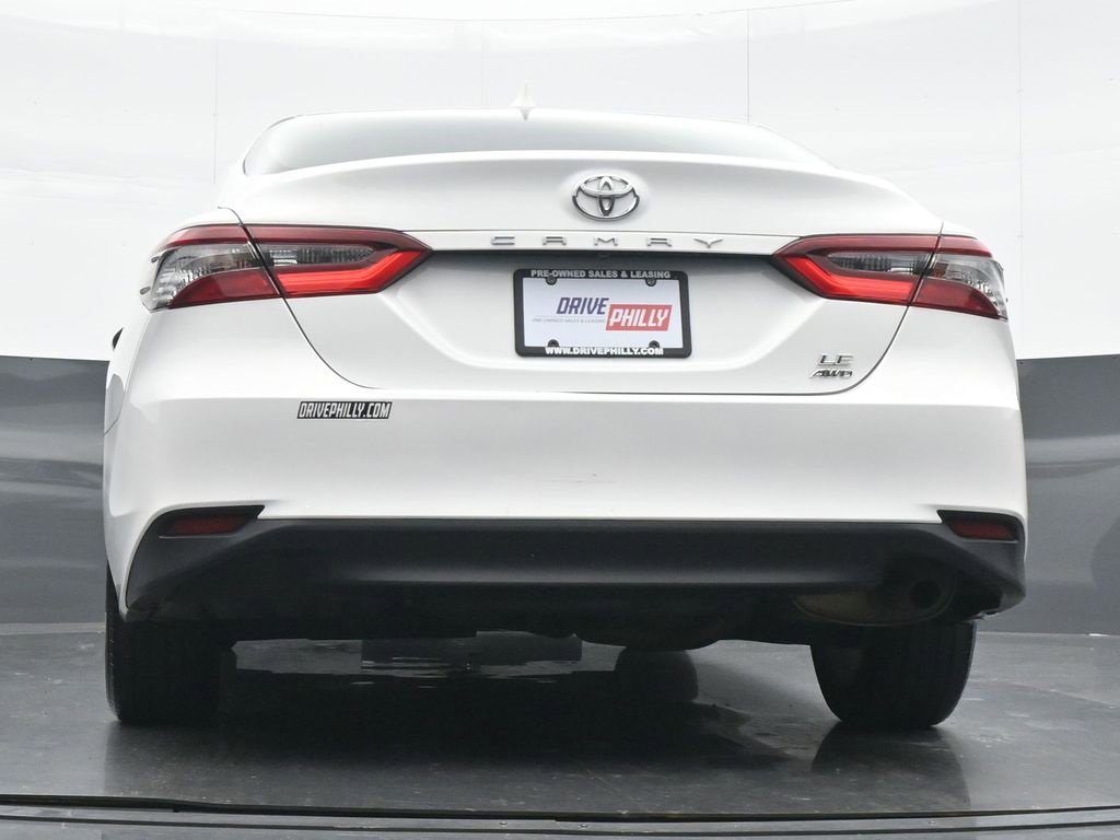 Used 2022 Toyota Camry LE image 20