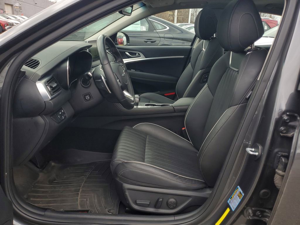 Used 2020 Genesis G70 2.0T w/ Elite Package image 16