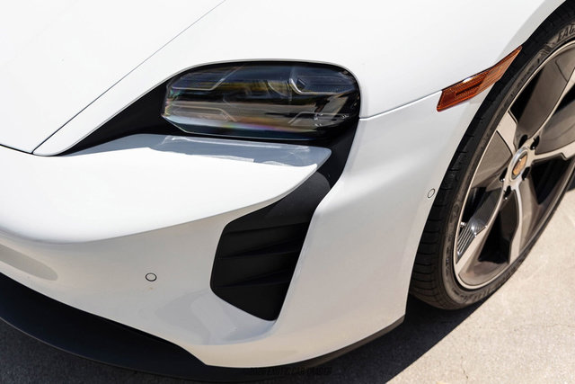 Used 2023 Porsche Taycan RWD image 72