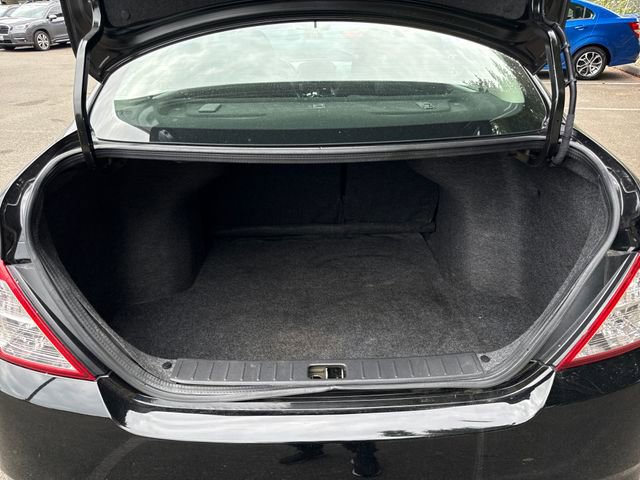 Used 2019 Nissan Versa SV FWD image 14