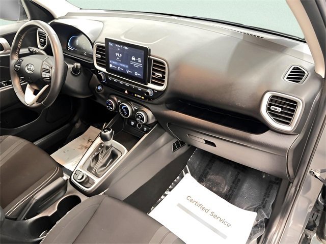 Used 2025 Hyundai Venue SEL image 14