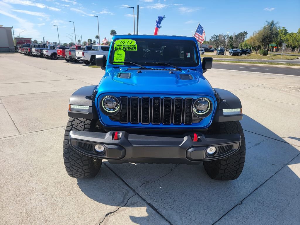 Used 2024 Jeep Wrangler Unlimited Rubicon w/ Technology Group image 9