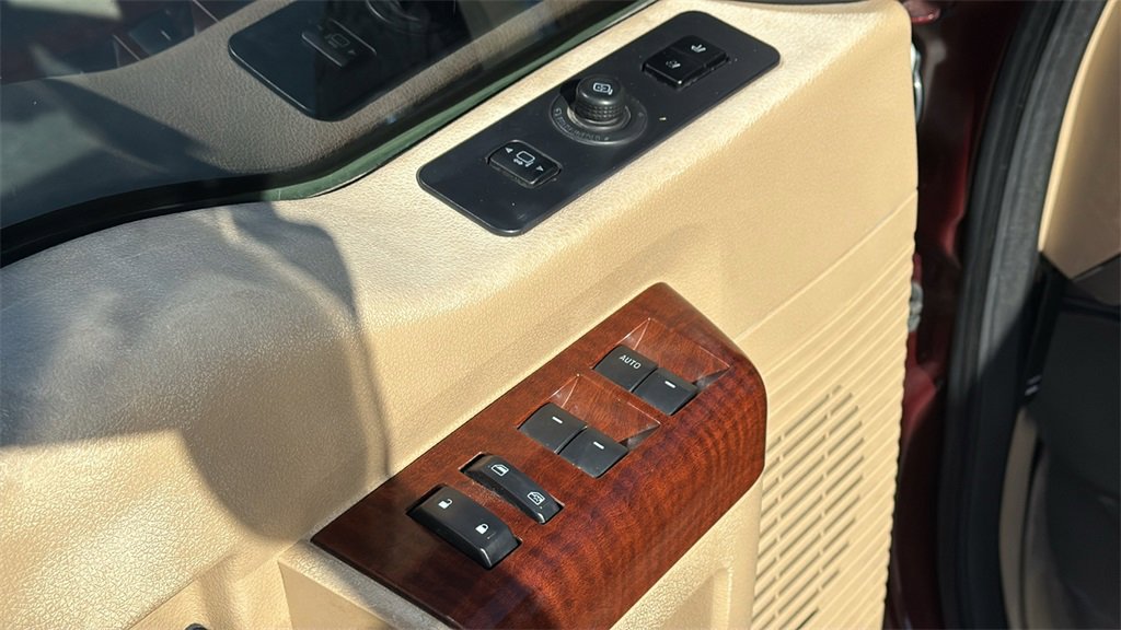 Used 2012 Ford F350 King Ranch w/ King Ranch w/Chrome Pkg image 10