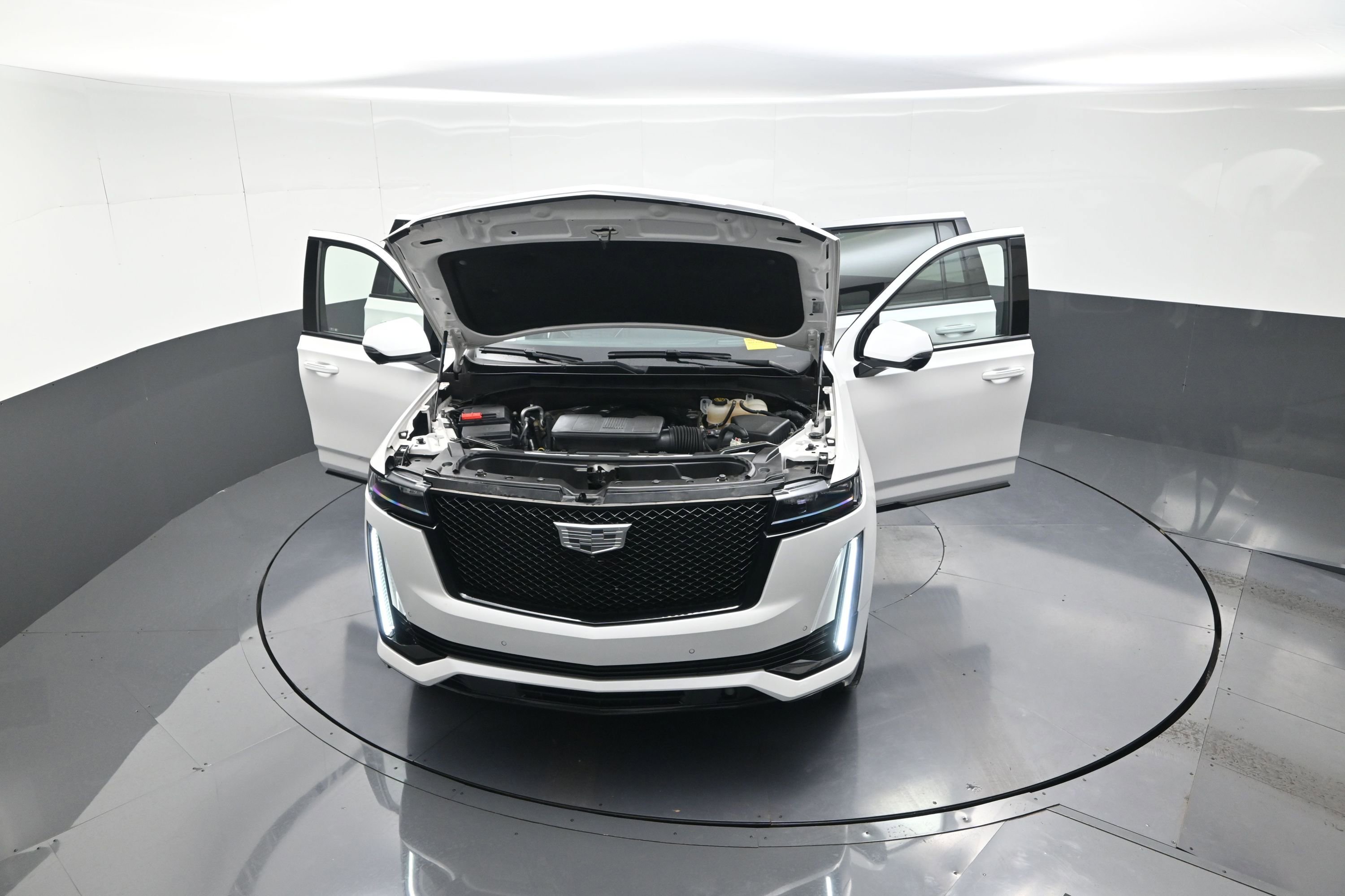 Used 2023 Cadillac Escalade ESV Sport Platinum image 12