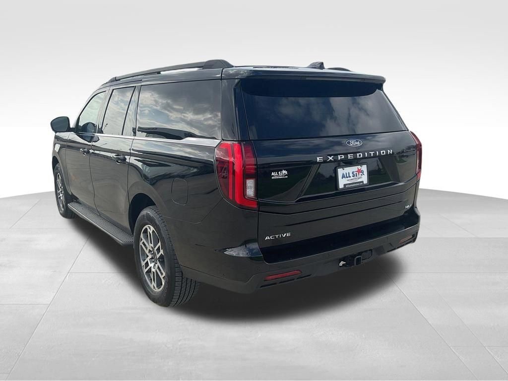 Used 2025 Ford Expedition Max Active RWD image 7