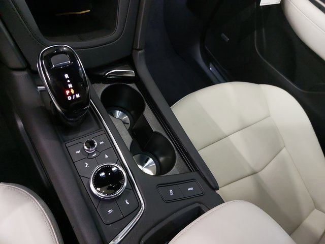 Used 2025 Cadillac XT5 Sportv w/ LPO, Floor Liner Package image 24