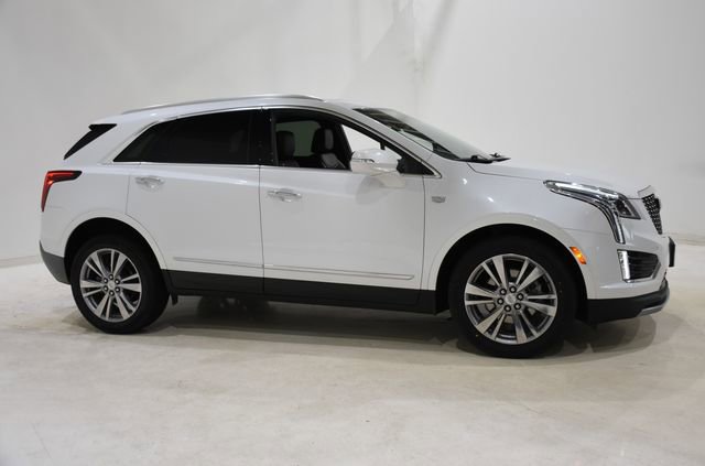 Used 2024 Cadillac XT5 Premium Luxury image 3