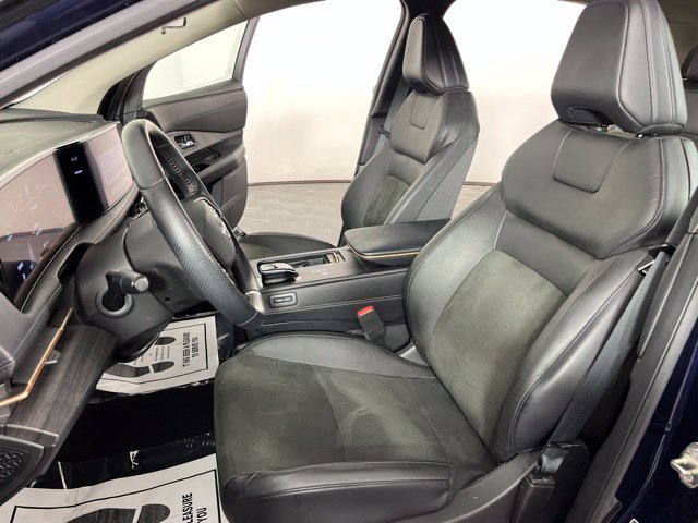 Used 2023 Nissan Ariya FWD image 19