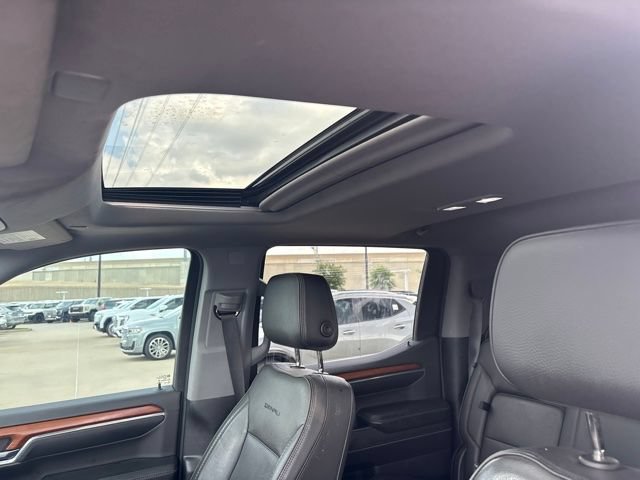 Used 2022 GMC Sierra 1500 Denali AWD/4WD image 8