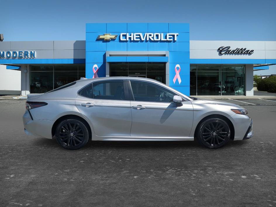 Used 2024 Toyota Camry SE FWD image 6