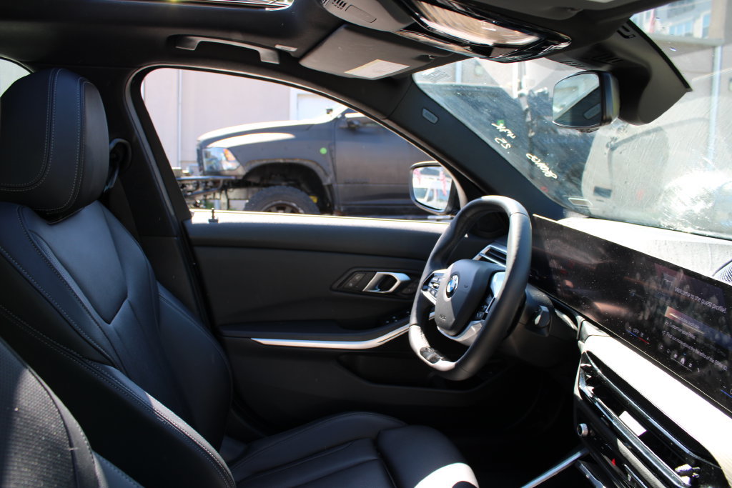 Used 2025 BMW 330i Sedan RWD image 20