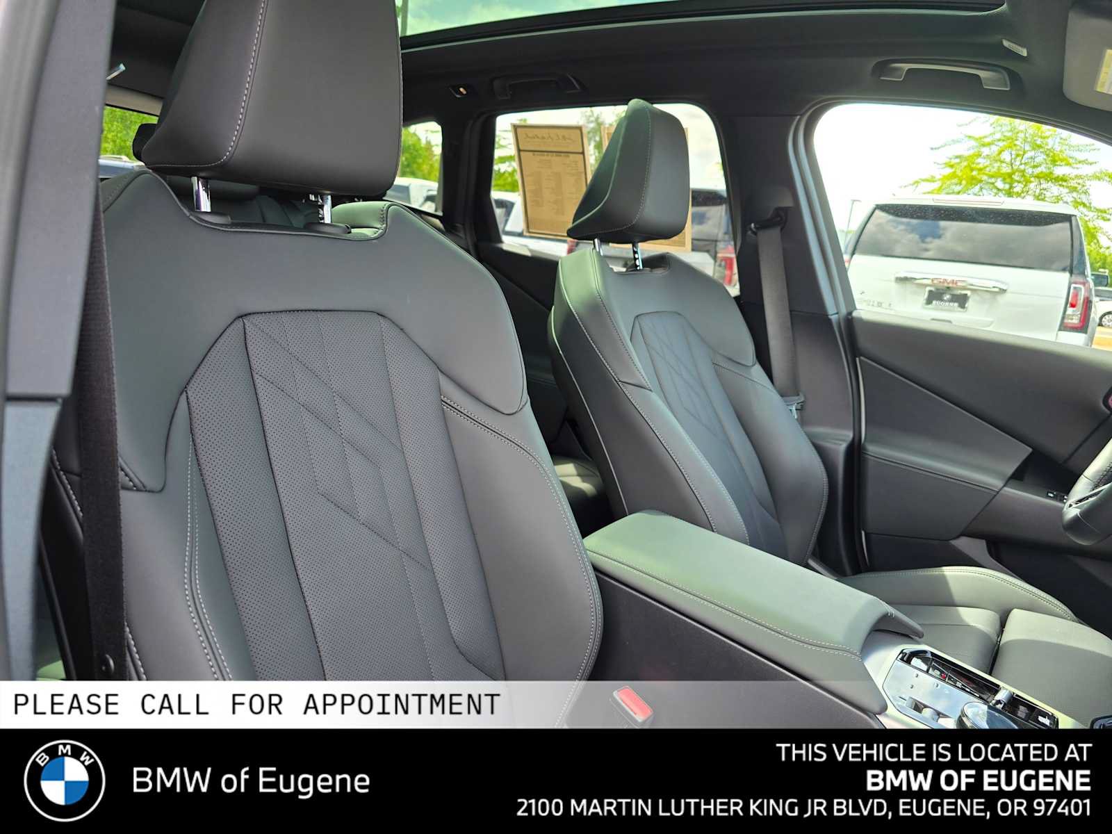 Used 2025 BMW X3 xDrive30i w/ M Sport Package AWD/4WD image 11