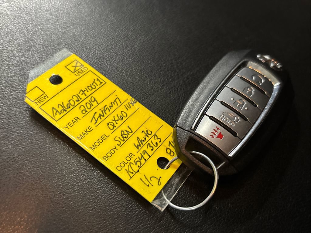 Used 2019 INFINITI QX60 Luxe w/ Essential Package image 36