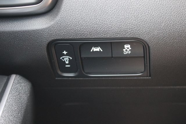 Used 2022 Kia Sorento S AWD/4WD image 19