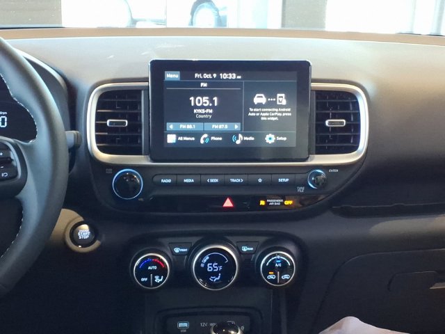 New 2026 Hyundai Venue SEL FWD image 18