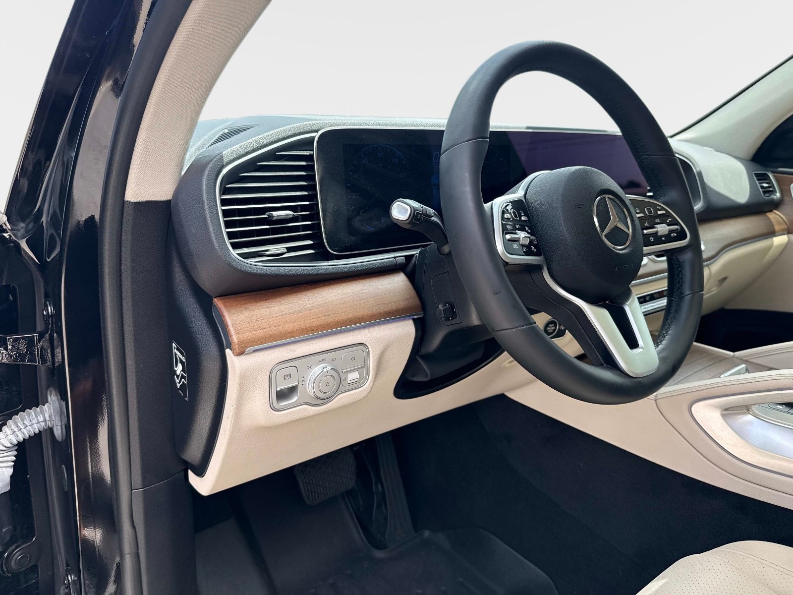 Used 2022 Mercedes-Benz GLE 350 image 19