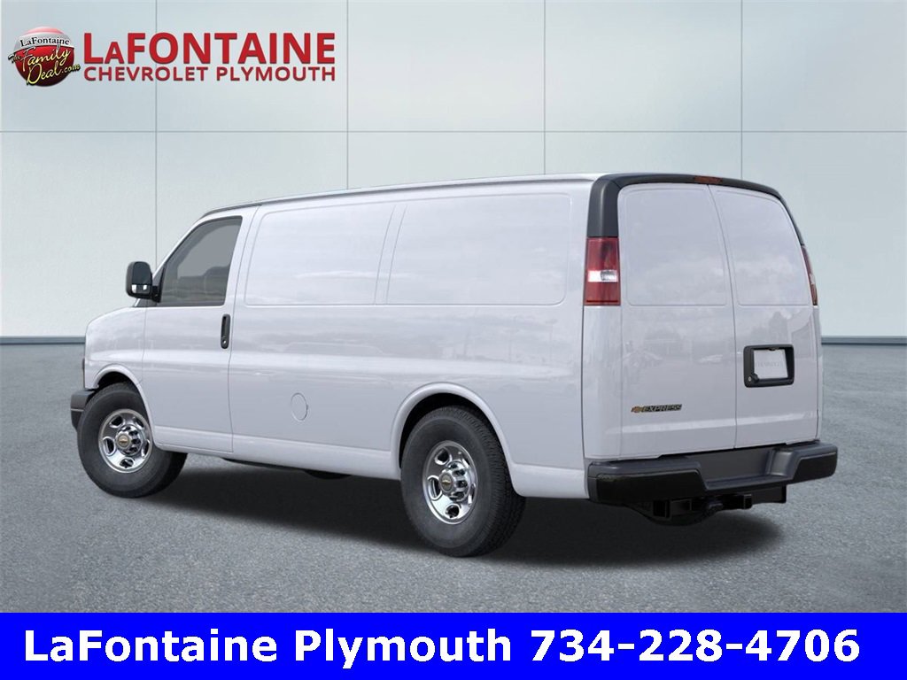 New 2025 Chevrolet Express 3500 w/ Driver Convenience Package image 3