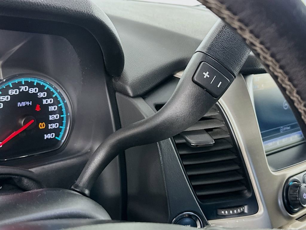 Used 2020 GMC Yukon Denali w/ Denali Premium Package image 17