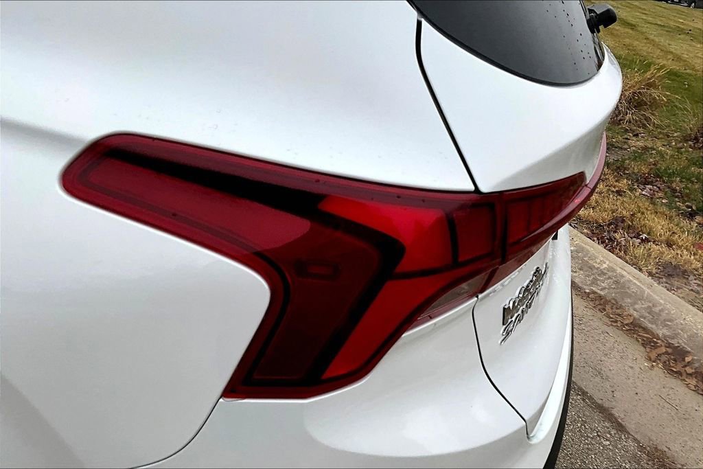 Used 2022 Hyundai Santa Fe Limited image 21