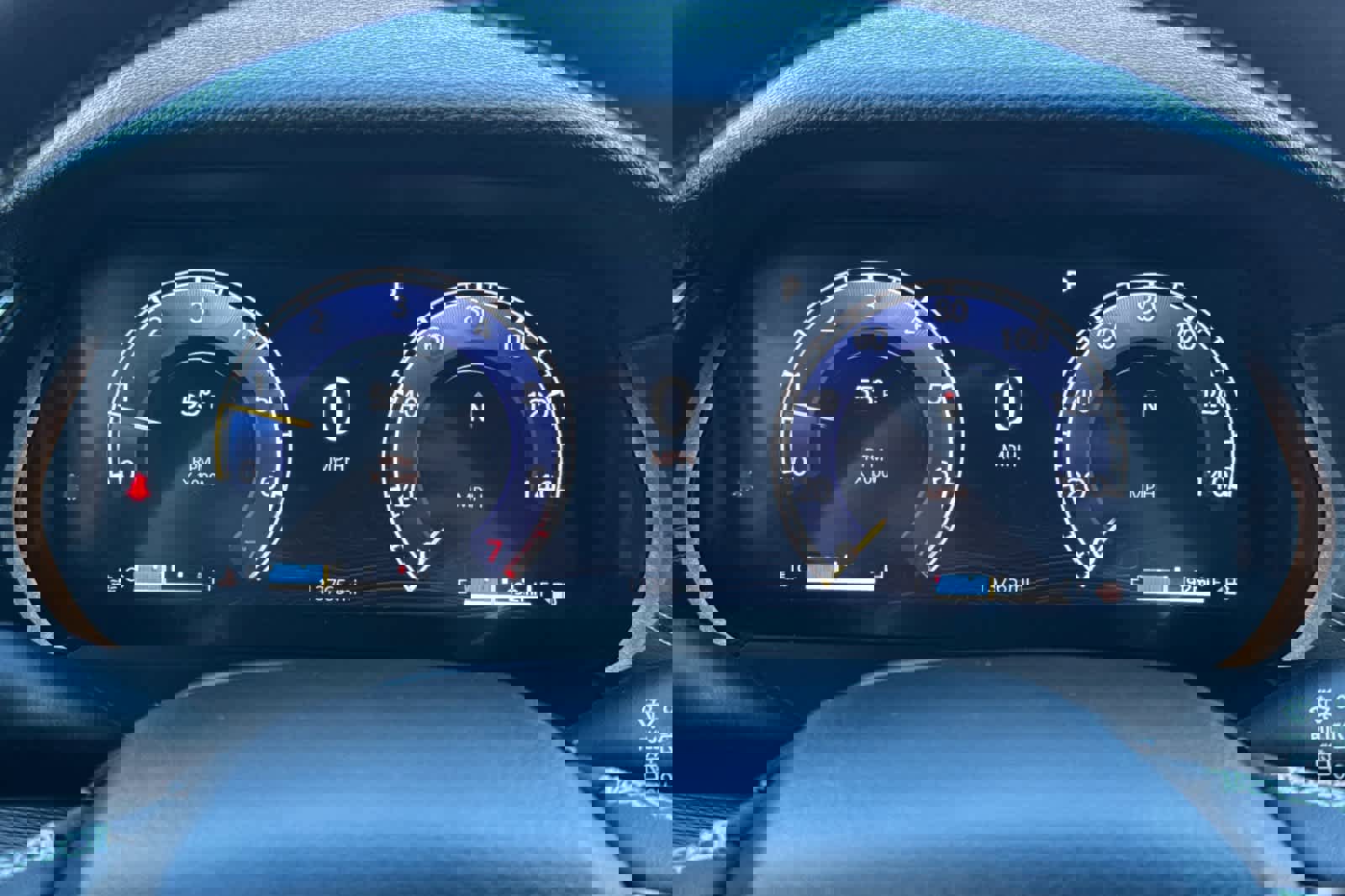 Used 2025 Jeep Grand Cherokee Laredo X w/ Luxury Tech Group I image 24