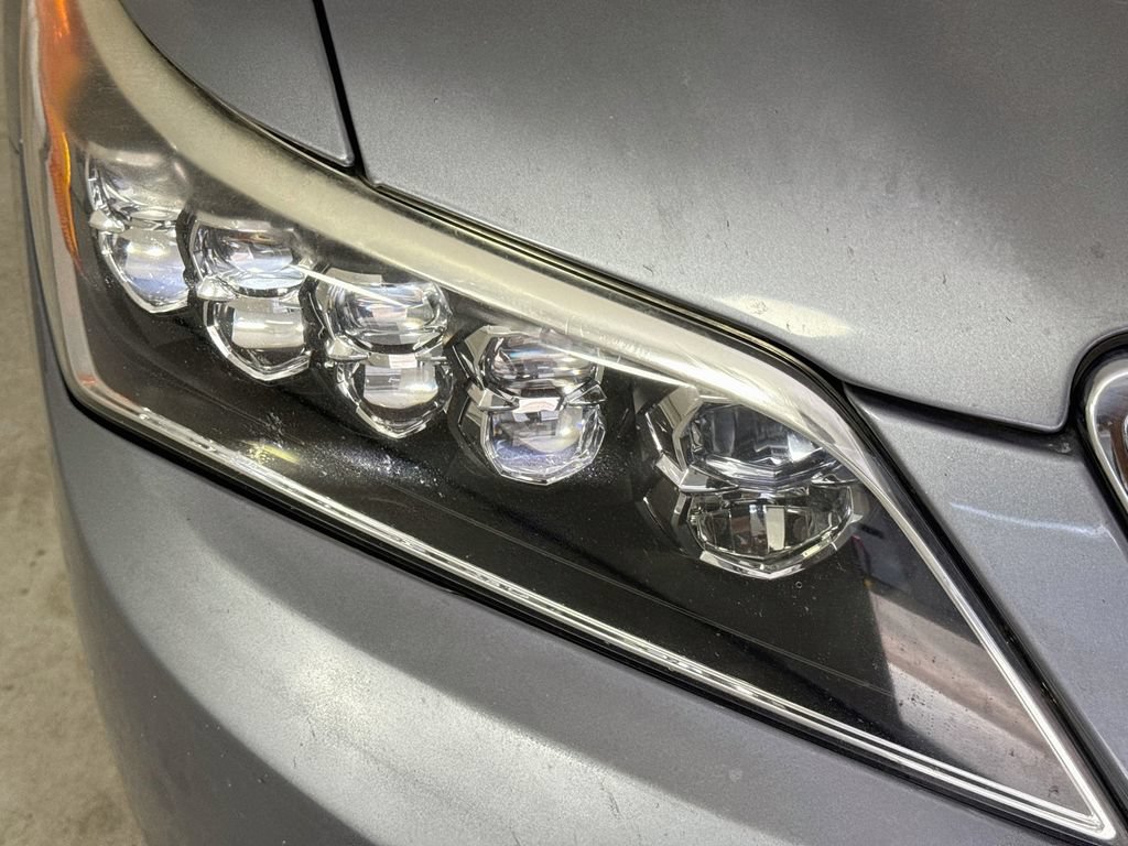 Used 2014 Acura RLX w/ Technology Package FWD image 38