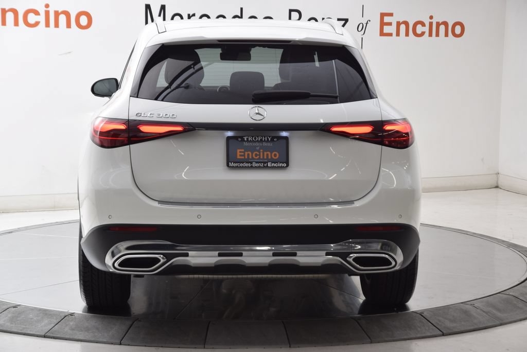 Certified 2023 Mercedes-Benz GLC 300 image 5