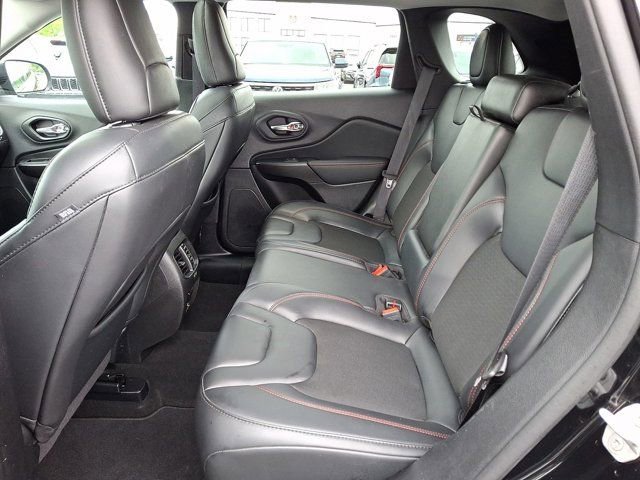 Certified 2021 Jeep Cherokee Trailhawk w/ Sun, Sound & Nav Group AWD/4WD image 13