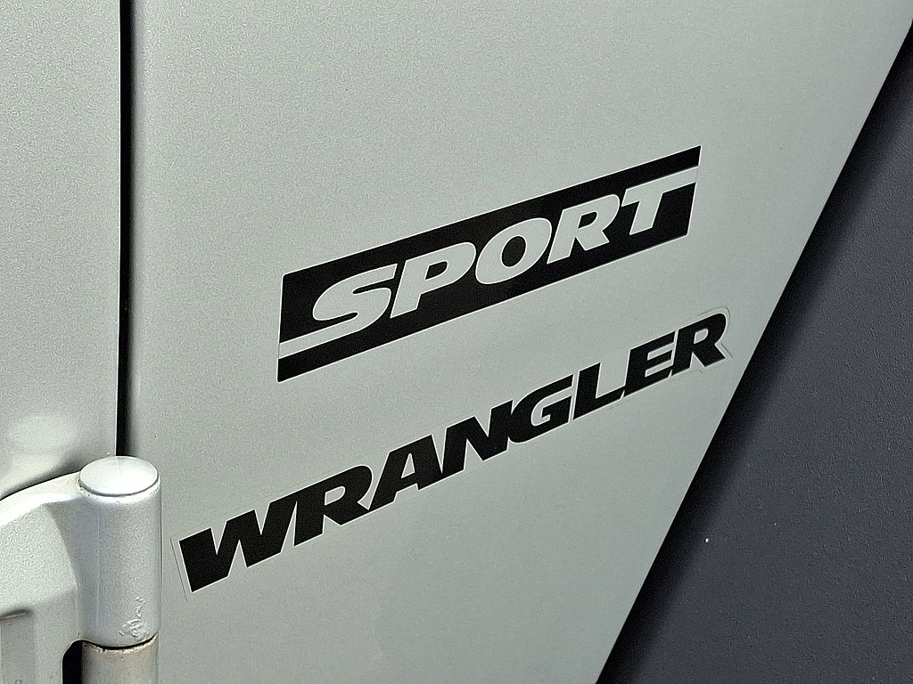 Used 2012 Jeep Wrangler Sport AWD/4WD image 30