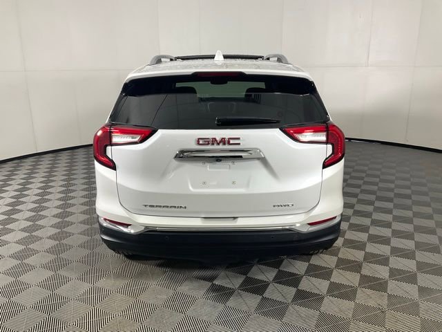 Used 2024 GMC Terrain SLT w/ Infotainment Package II image 5