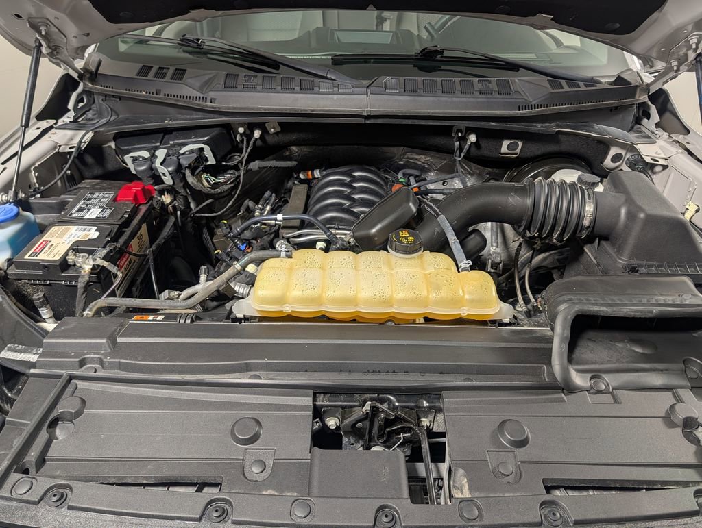 Certified 2019 Ford F150 XLT image 7