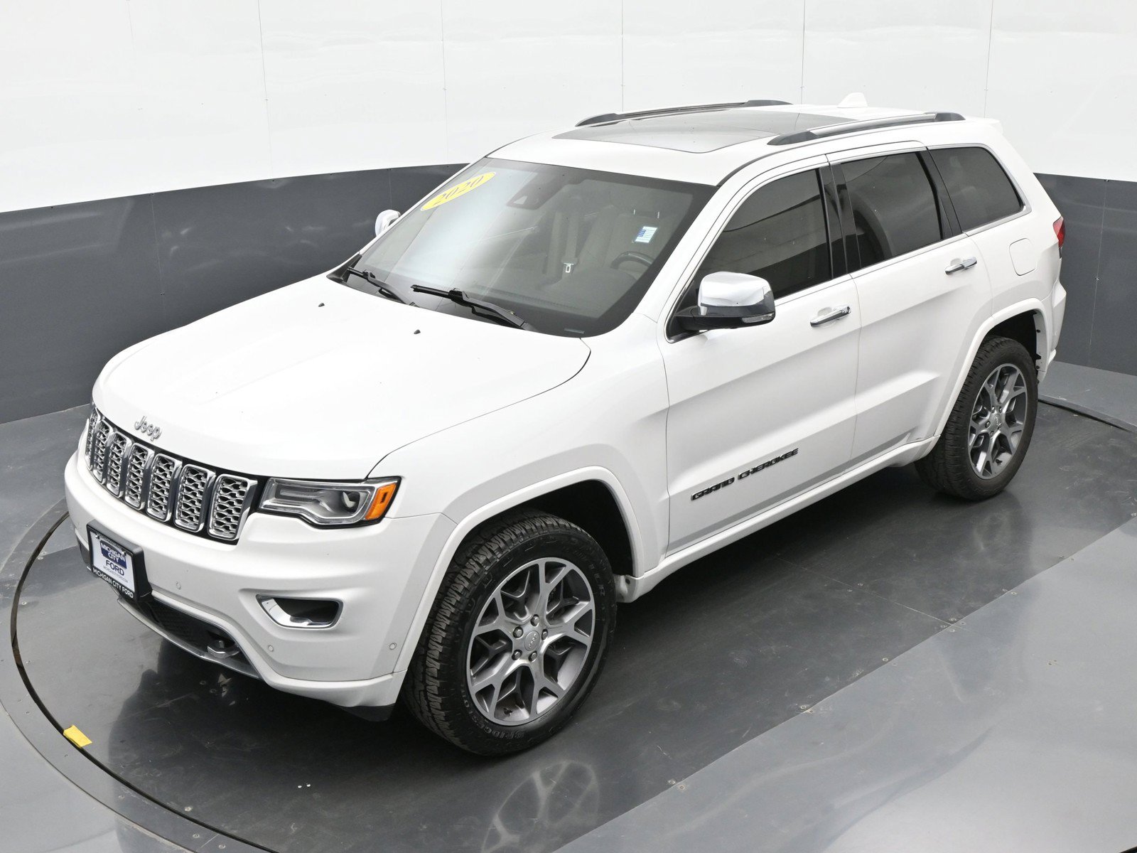Used 2020 Jeep Grand Cherokee Overland AWD/4WD image 35