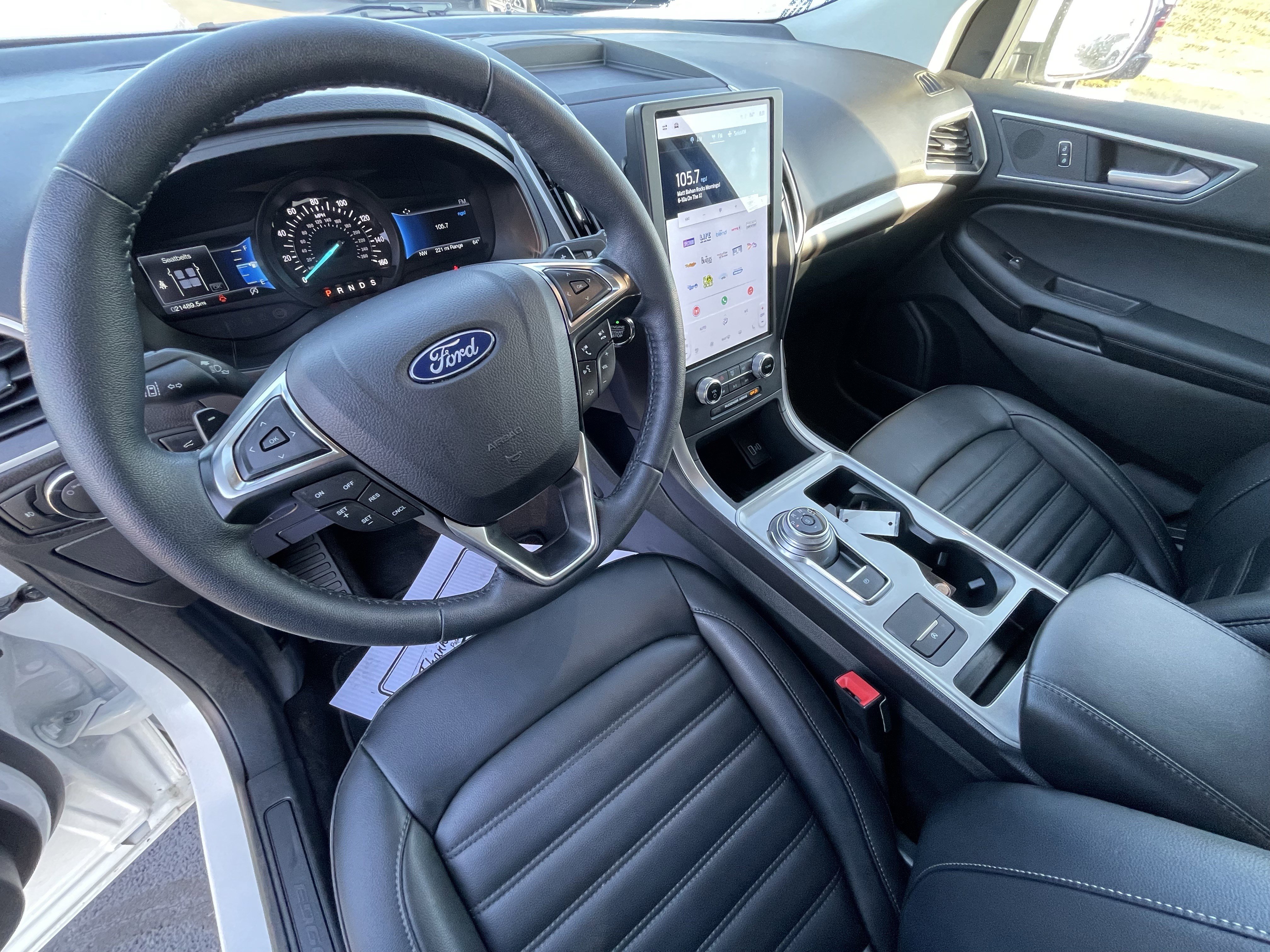 Used 2024 Ford Edge SEL w/ Convenience Package image 17
