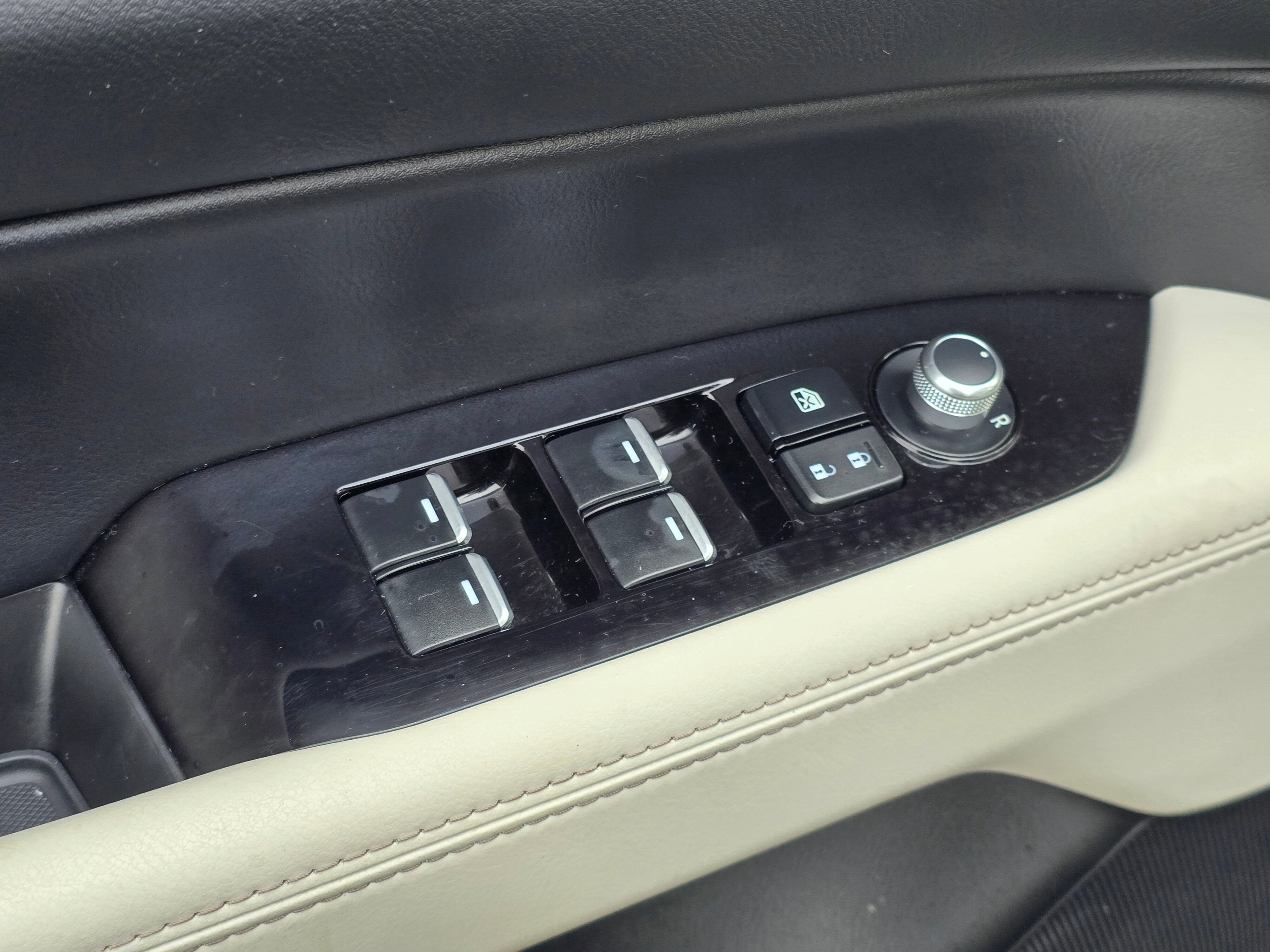 Used 2022 MAZDA CX-5 AWD 2.5 S w/ Premium Package image 25