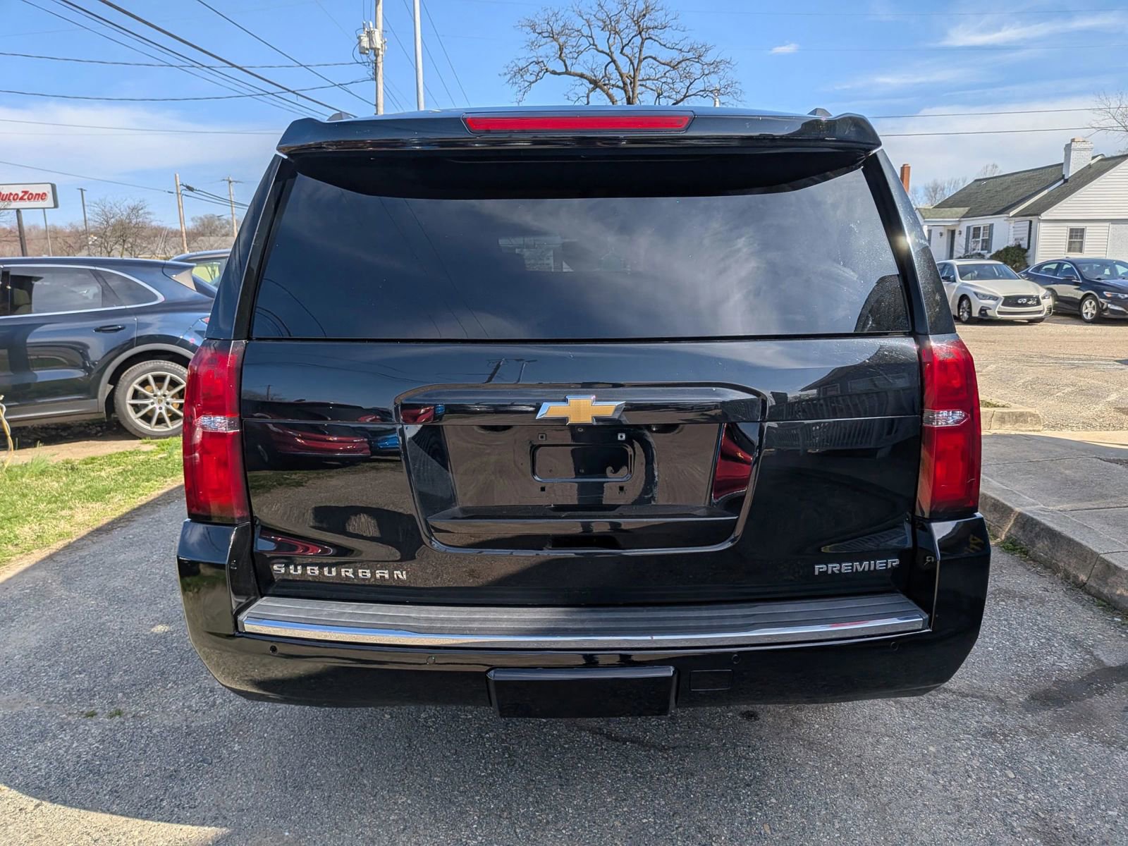 Used 2020 Chevrolet Suburban Premier image 5