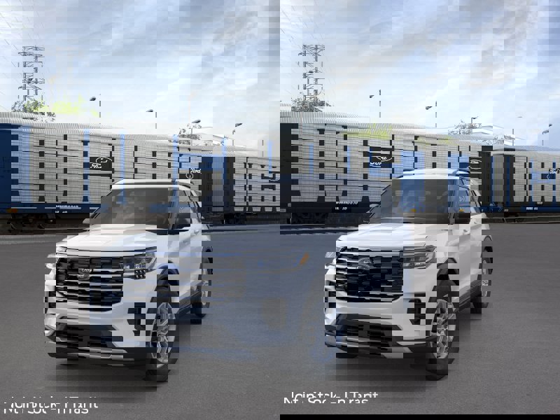 New 2026 Ford Explorer Active image 2