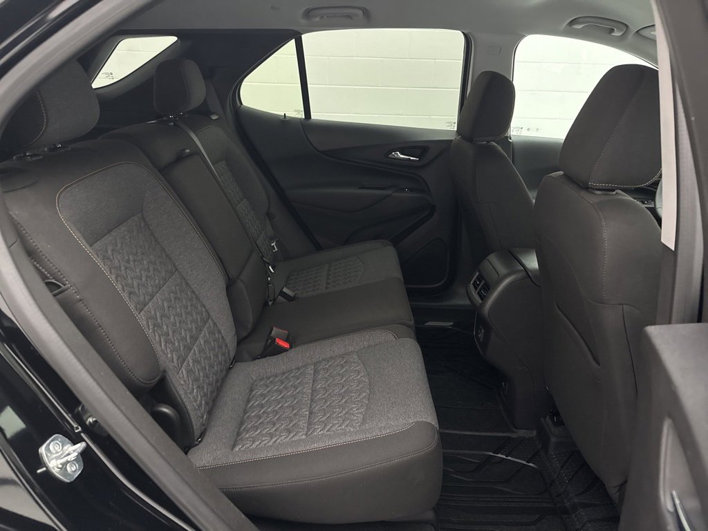 Used 2024 Chevrolet Equinox LT image 47