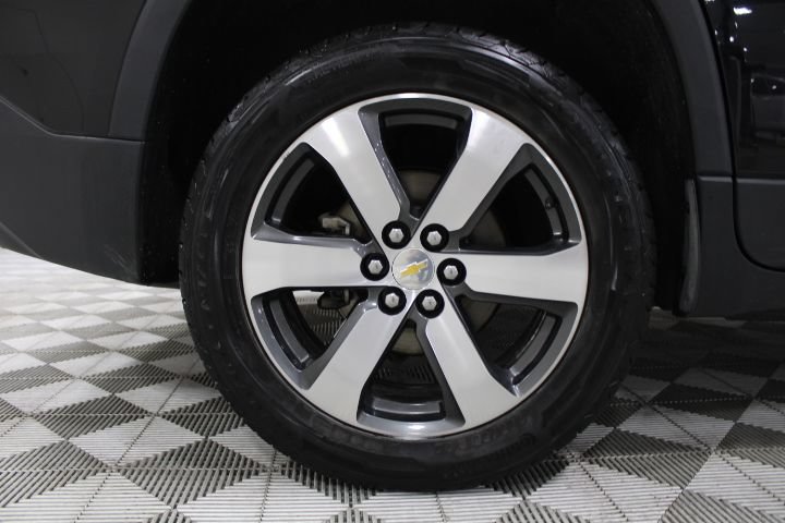 Used 2020 Chevrolet Traverse LT w/ LT Premium Package AWD/4WD image 48