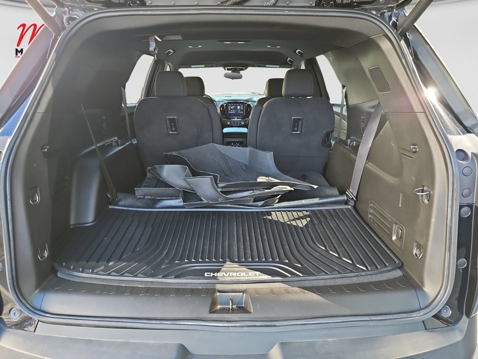 Used 2022 Chevrolet Traverse LT FWD image 20