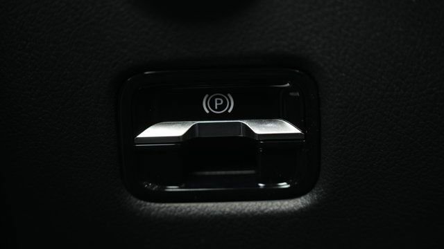 Certified 2025 Mercedes-Benz C 300 4MATIC Sedan image 39