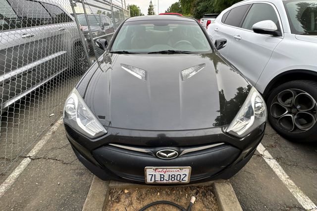 Used 2015 Hyundai Genesis 3.8 image 3