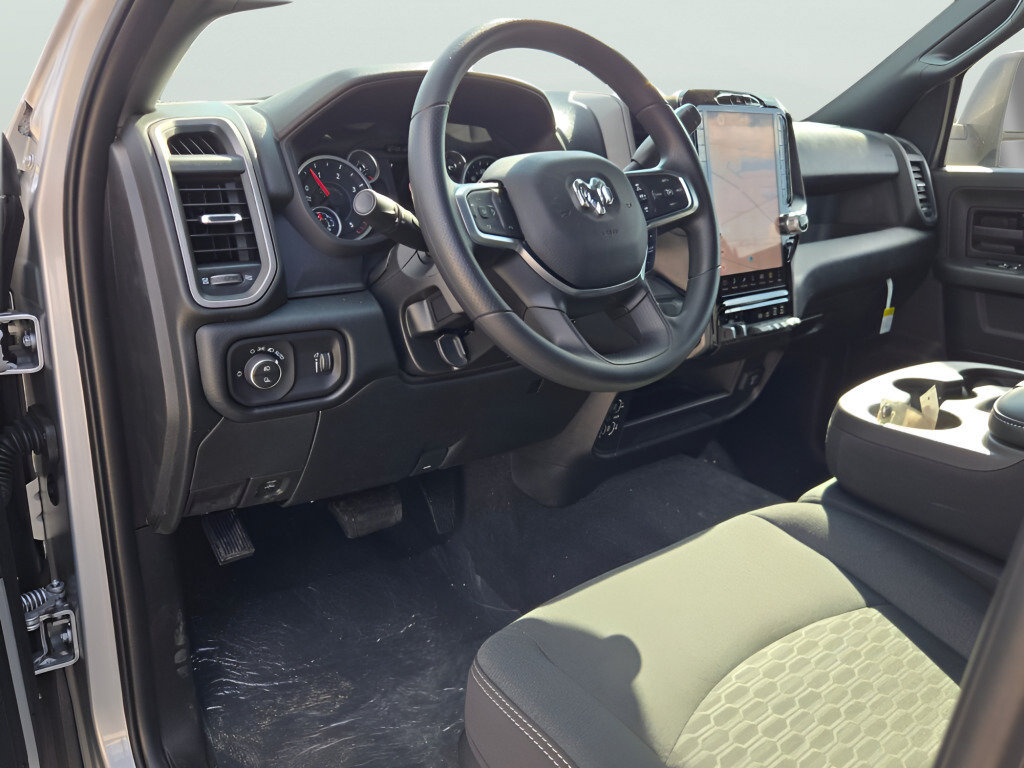 New 2026 RAM 3500 Tradesman AWD/4WD image 26