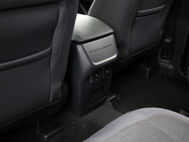 New 2026 Ford Explorer Active image 14