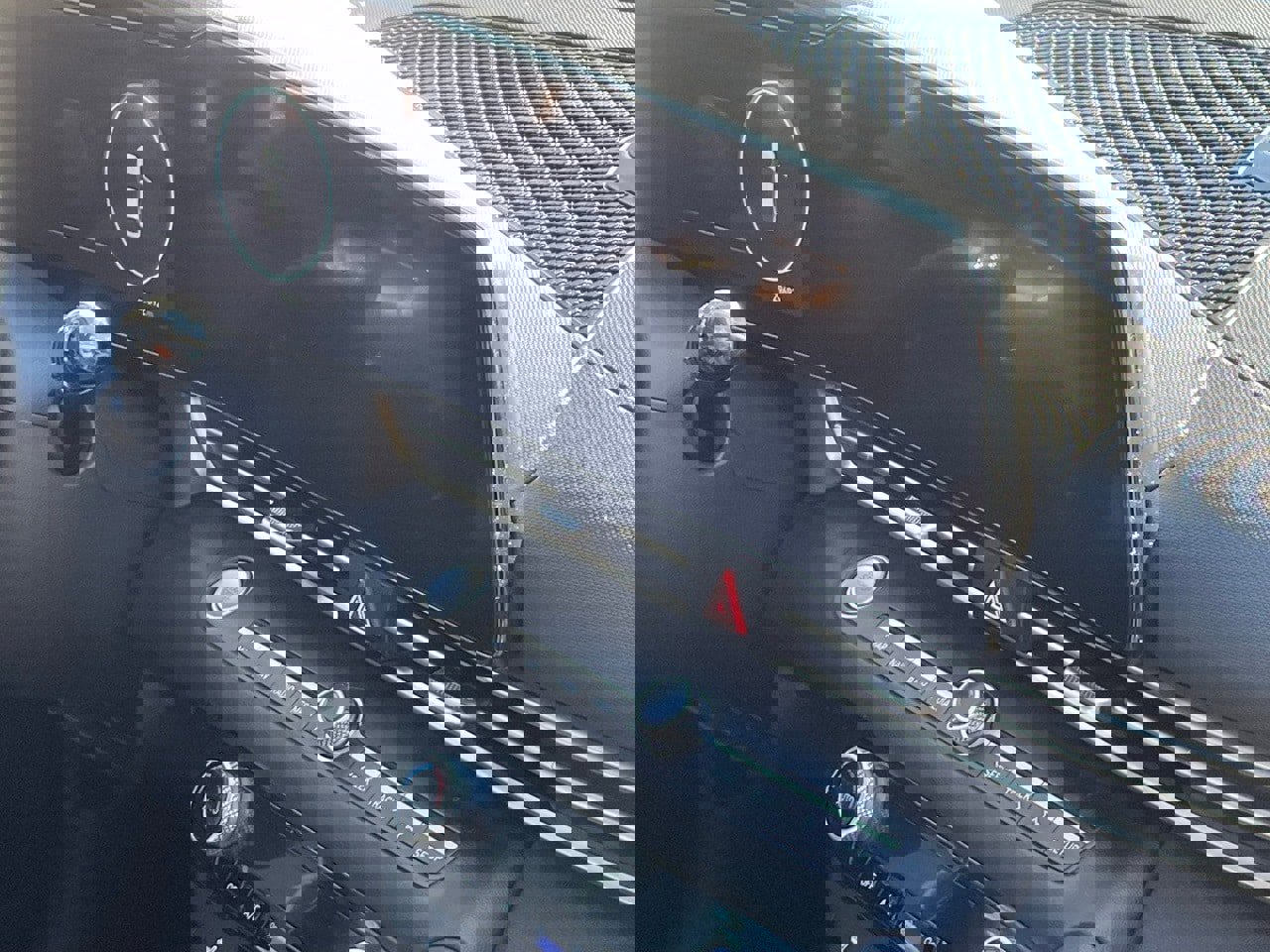 Used 2023 Hyundai Elantra SEL w/ Convenience Package image 2