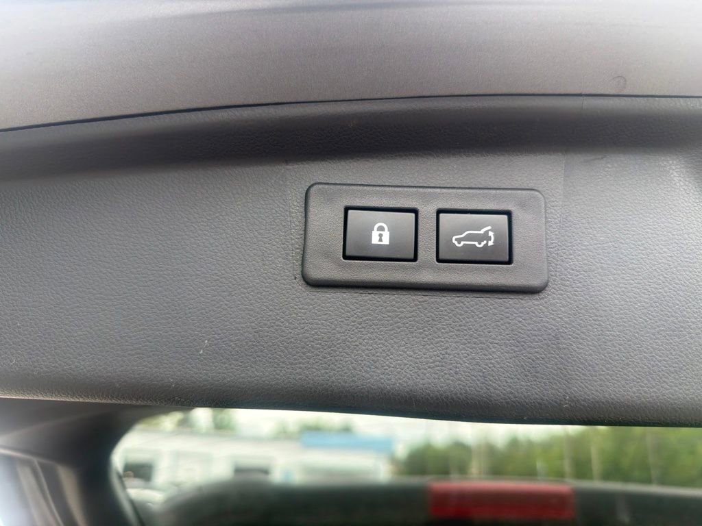Used 2022 Subaru Outback Limited AWD/4WD image 15