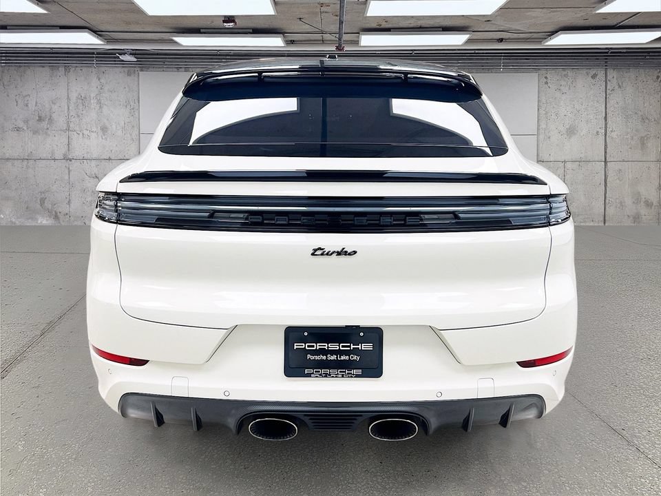 Certified 2026 Porsche Cayenne Turbo AWD/4WD image 10